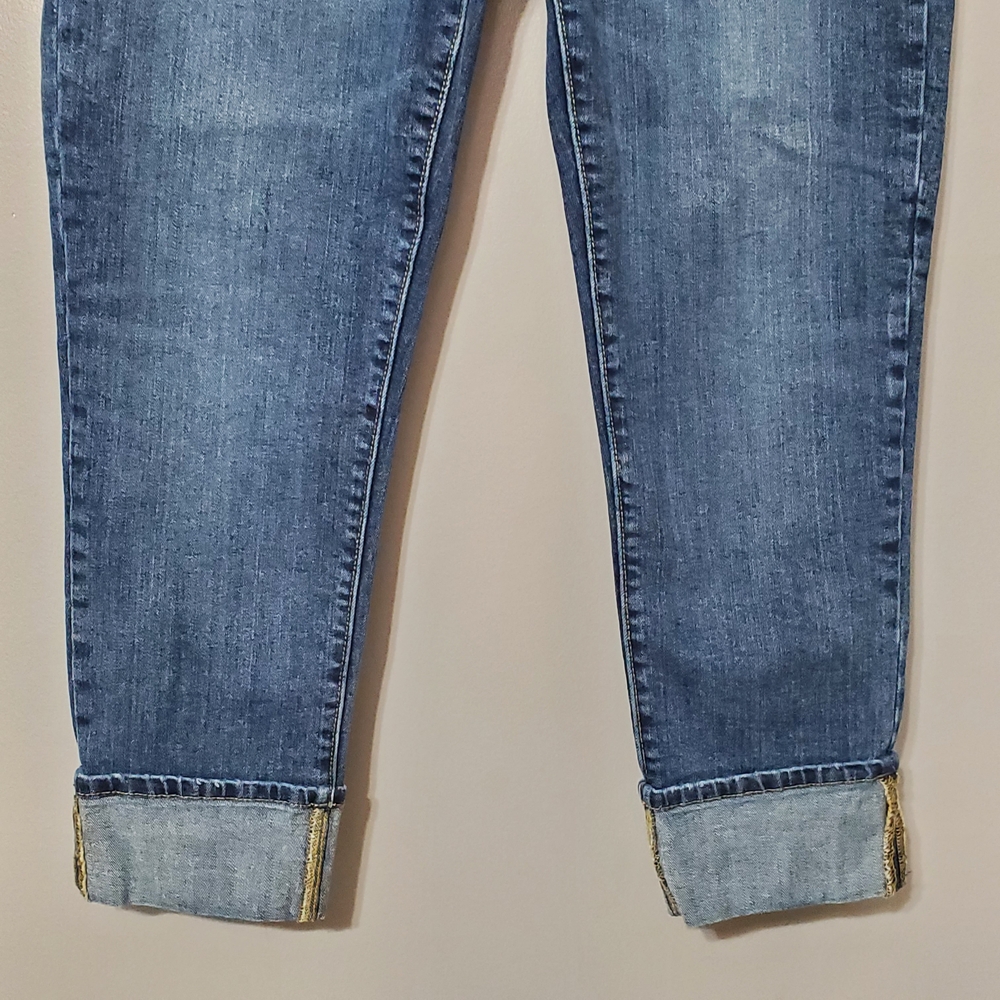 GAP Straight Cuff Cropped Jeans Women's Size 8 - Picture 3 of 11